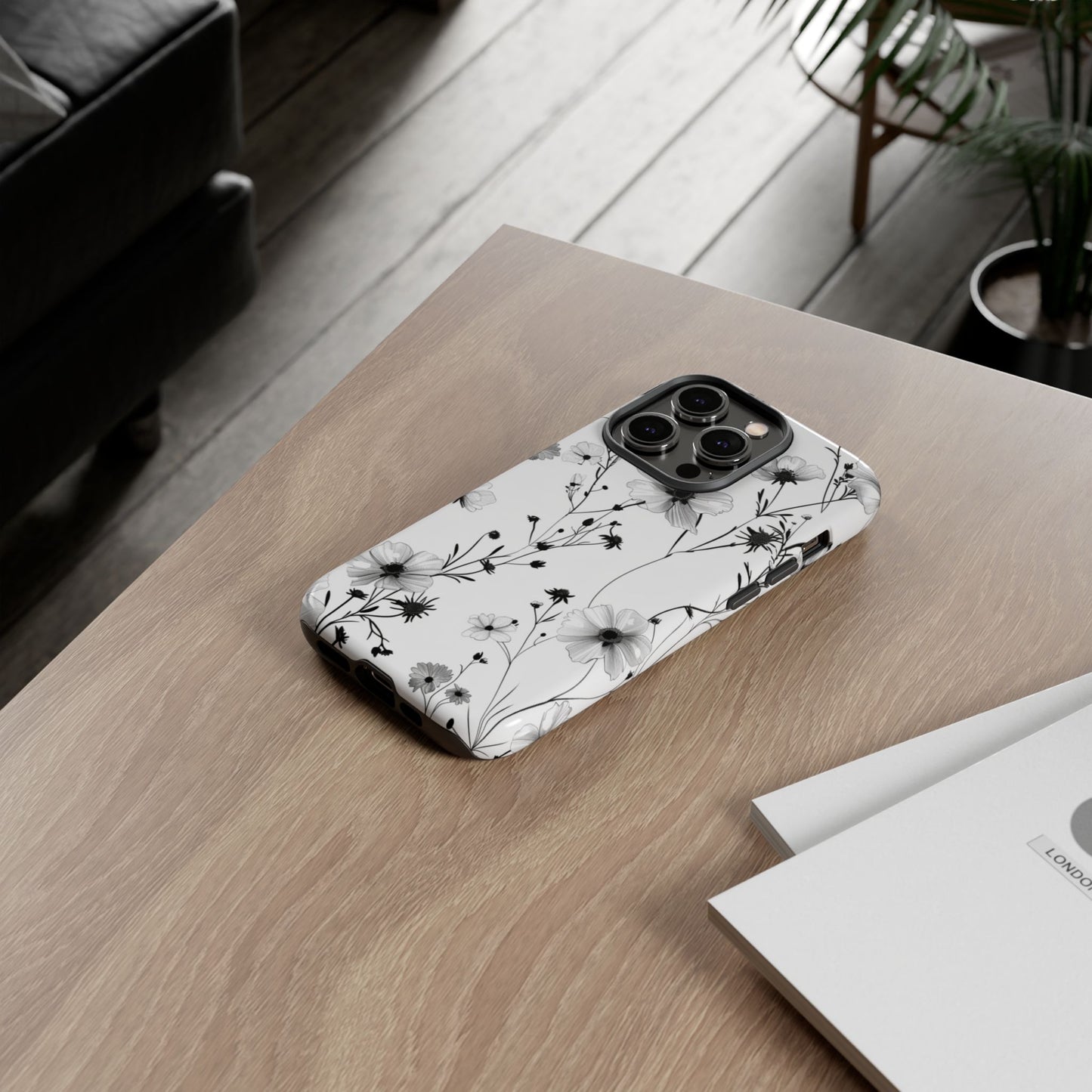 Blumen Tough Phone Case – Monochromes Schwarz-Weiß-Wildblumen Schutzcover für iPhone, Samsung Galaxy & Google Pixel