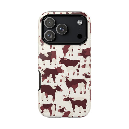 Rustic cow phone case - Cozy countryside design with certified materials and shock absorption
