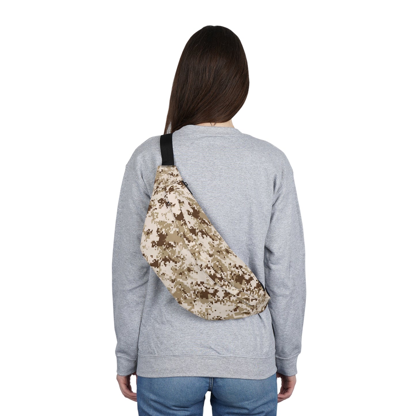 Woman wearing sandy camo fanny pack at festival – large waist bag with multiple pockets
