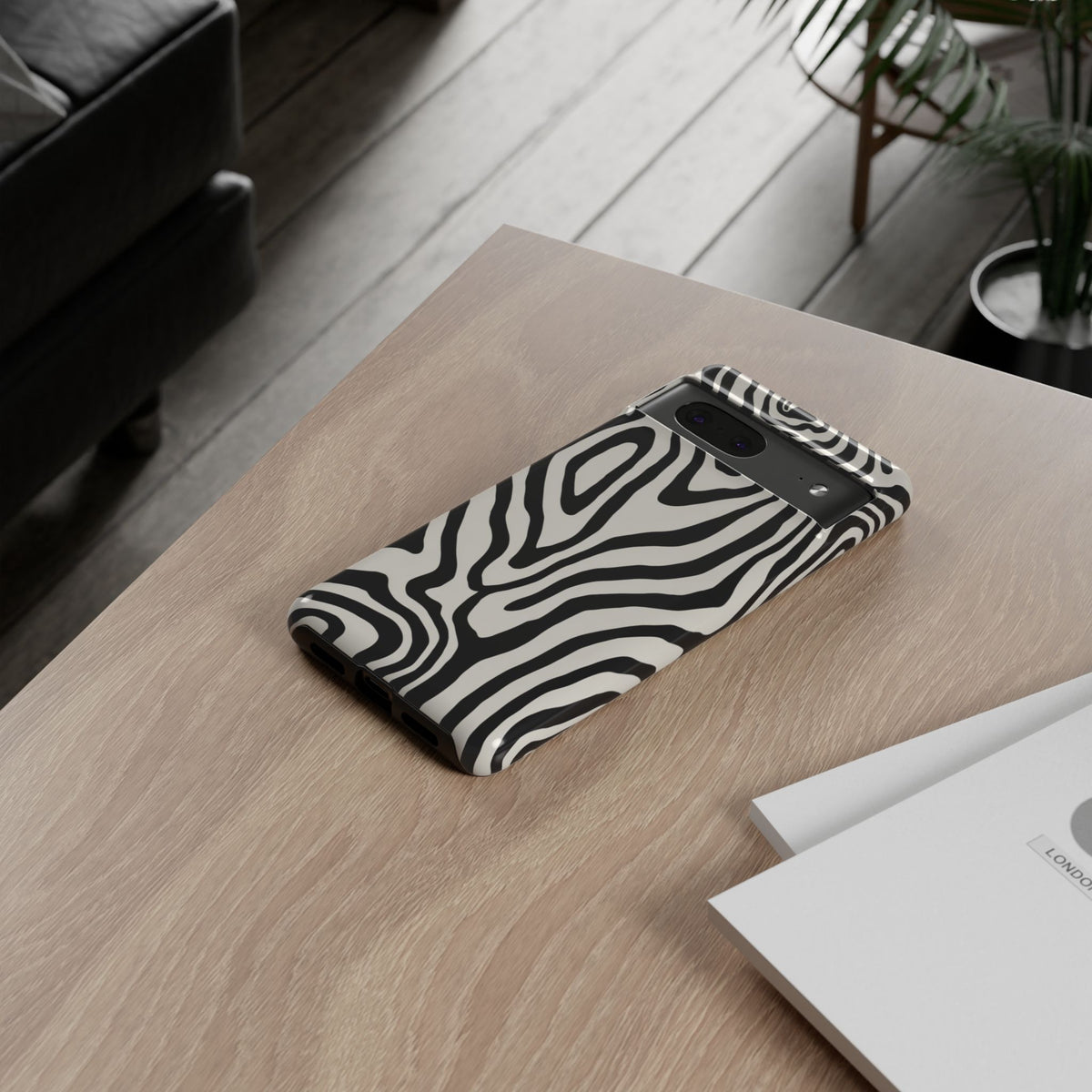Zebra Swirl Robuste Handyhülle - Schwarz-weißes Animal-Print-Design für iPhone, Samsung Galaxy & Google Pixel